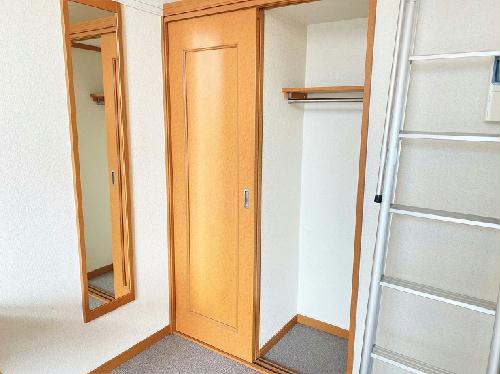 レオパレスロイヤルシティ茜の内装写真