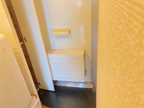 レオパレスロイヤルシティ茜の玄関写真