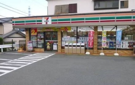 コンビニ　セブンイレブン藤沢長後南店（コンビニ）まで478m