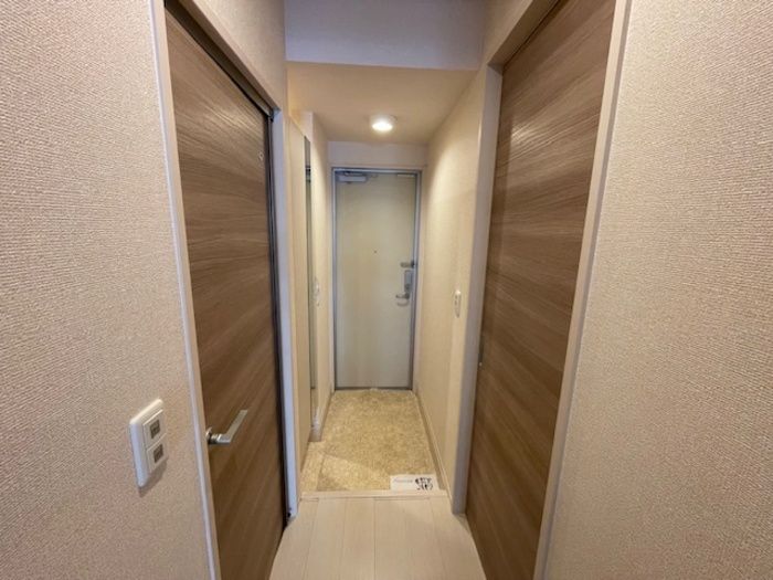 玄関　落ち着いた玄関です