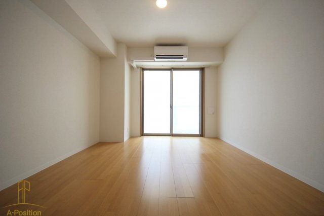 居室・リビング　UMEDA　ISLAND RESIDENCE