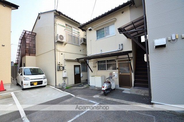 下林アパートAの外観写真