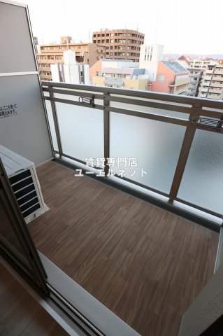 バルコニー　バルコニー付きで採光＆風通し良好！