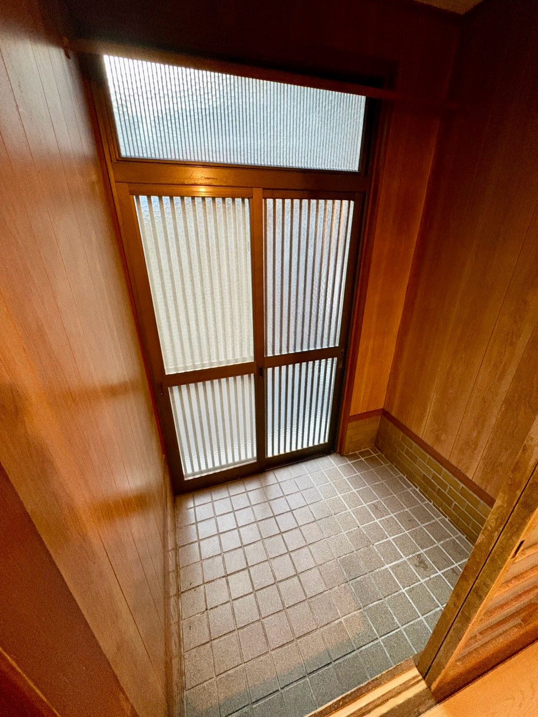 上本町西 貸家の玄関写真