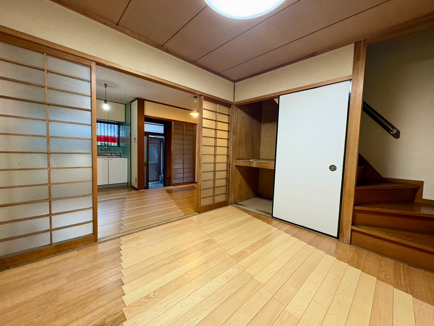 上本町西 貸家の内装写真