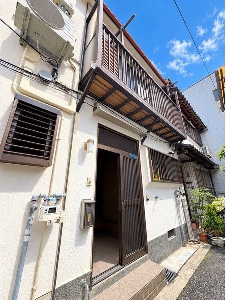 上本町西 貸家の外観写真