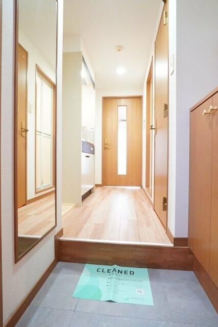 東京メトロ東西線 早稲田駅 徒歩7分 11階建 築27年の玄関写真