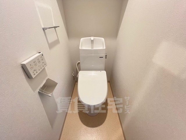 南海本線 石津川駅 徒歩7分 3階建 築2年のトイレ写真
