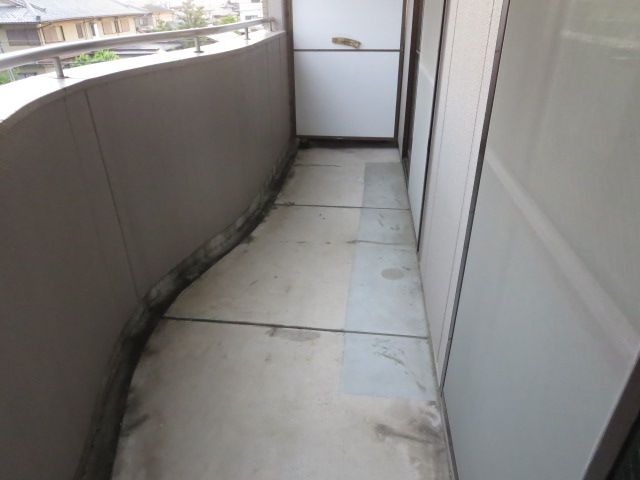 バルコニー　掲載写真は空室の一例です。実際のお部屋と仕様等が異なる場合、