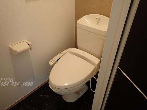 ジョリープレイスIIのトイレ写真