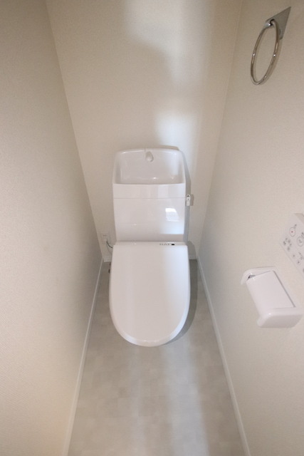 トイレ　【別室参考写真】