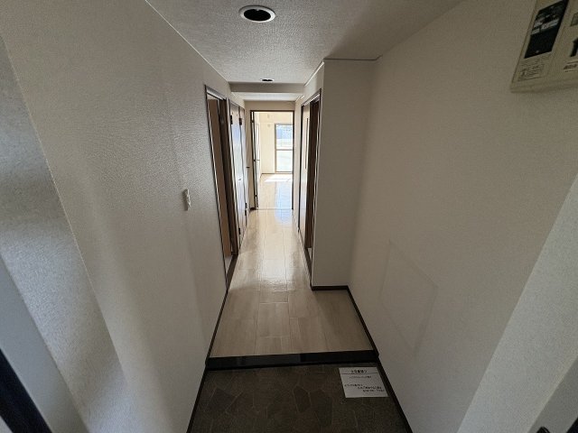 玄関　明るい玄関です