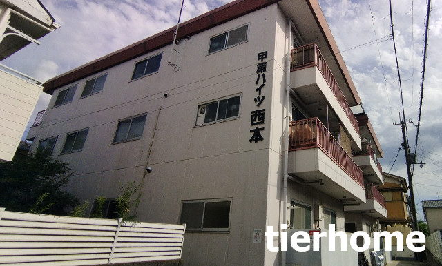 大和高田市田井新町のマンションの建物外観