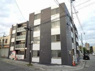 札幌市豊平区美園九条のマンションの建物外観