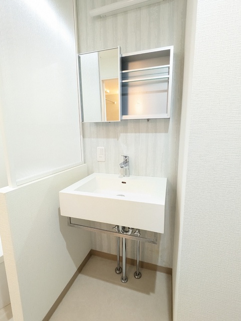 洗面設備　★おしゃれな洗面台です★