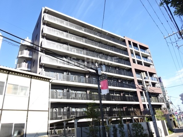 【練馬区上石神井のマンションの建物外観】