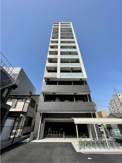 【名古屋市西区幅下のマンションの建物外観】