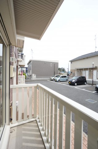 バルコニー　※同物件の写真です。