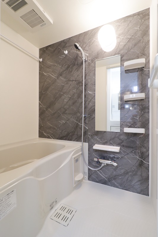 バス・シャワールーム　図面と現状に相違がある場合には現状を優先