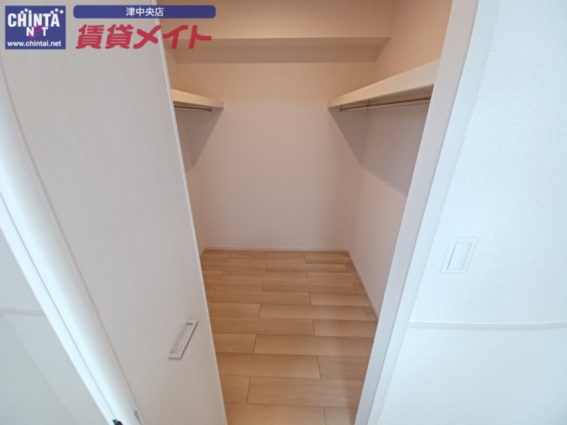 収納　同タイプ部屋写真です。
