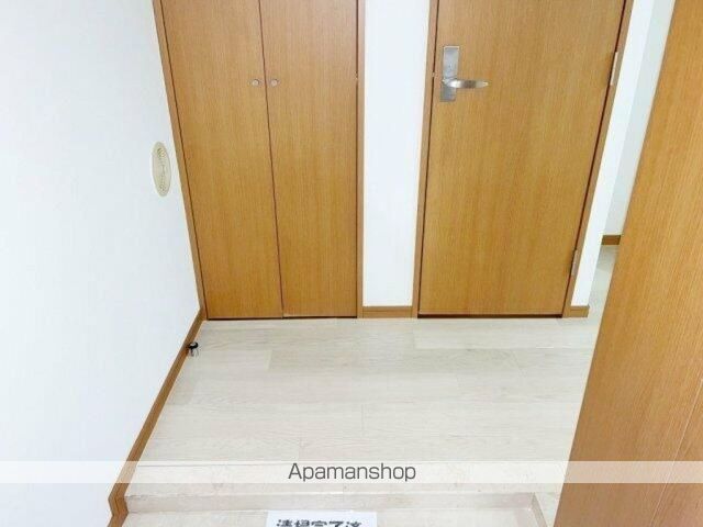 都営三田線 千石駅 徒歩8分 6階建 築21年の居間写真