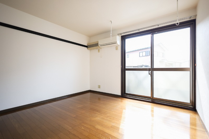 居室・リビング　図面と現状に相違がある場合には現状を優先