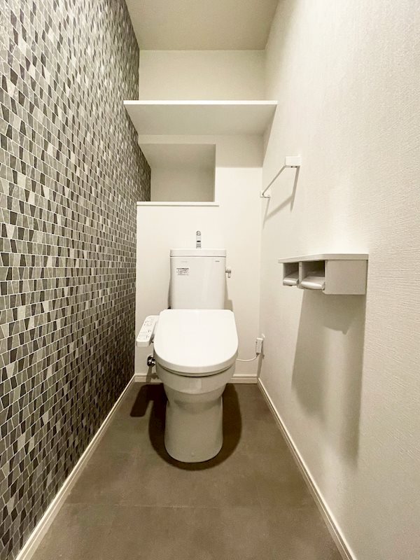 トイレ　嬉しい温水洗浄便座♪