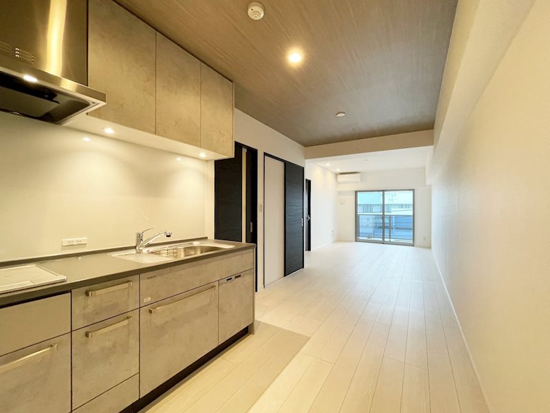 居室・リビング　使いやすい形の為、レイアウトを楽しめます♪