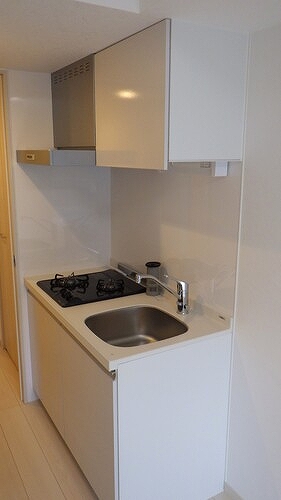 キッチン　キッチン　※同タイプ（201号室）の写真