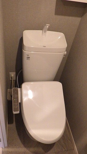 トイレ　トイレ　※同タイプ（201号室）の写真