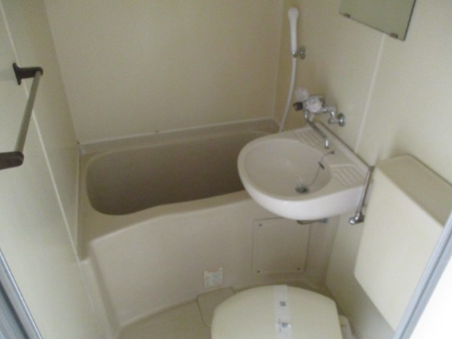 バス・シャワールーム　別部屋参考写真