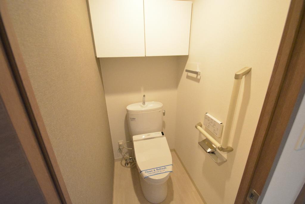 トイレ　シャワー付トイレ