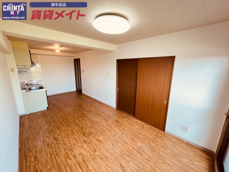 居室・リビング　別部屋同タイプ