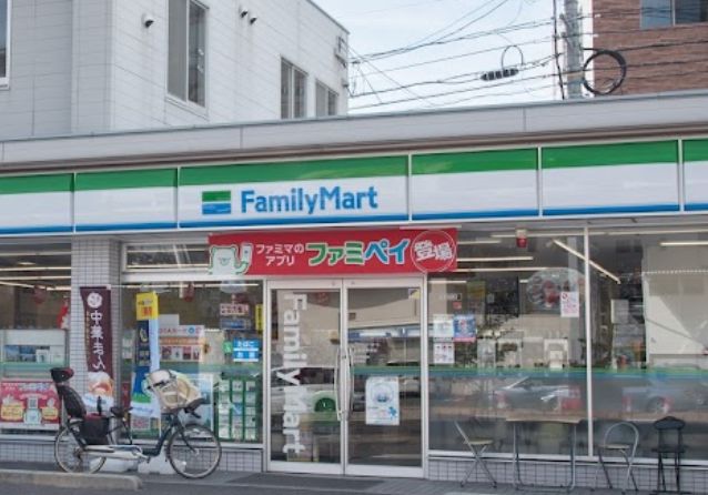 コンビニ　ファミリーマート 広島段原東店（コンビニ）まで49m