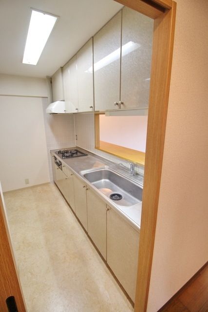 キッチン　※別部屋参考写真です