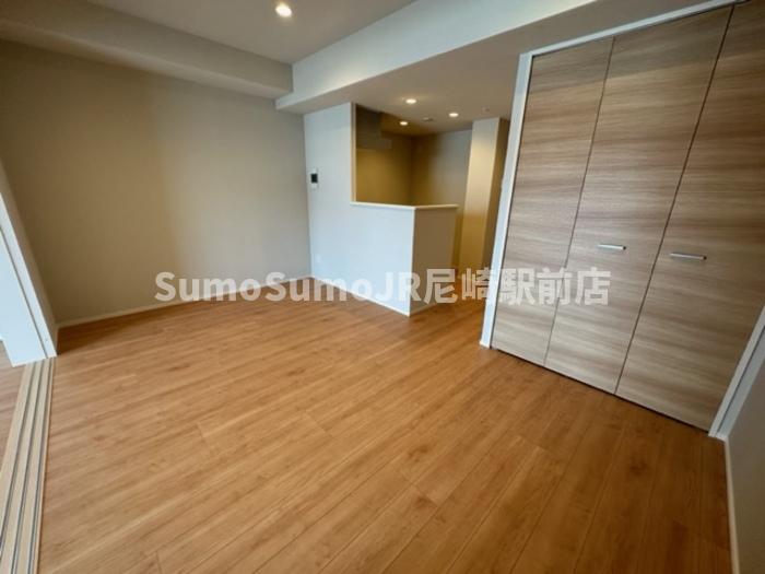 居室・リビング　ゆったり過ごせる居間です