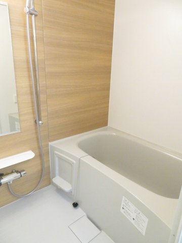 バス・シャワールーム　ゆったり過ごせるお風呂です