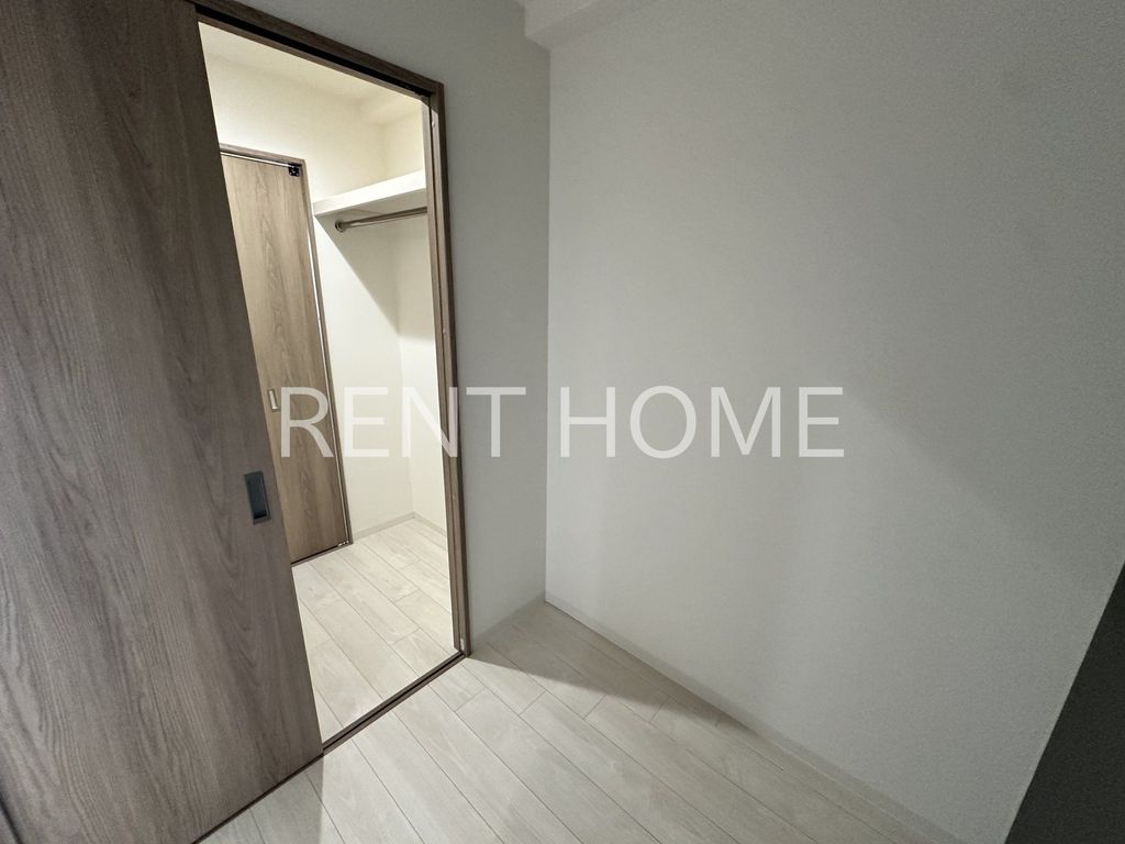 収納　ウォークインクローゼット