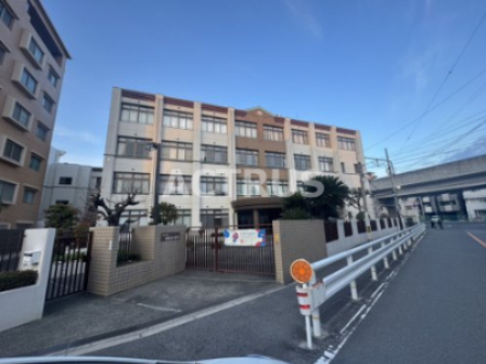 中学校　大阪市立昭和中学校（中学校）まで484m