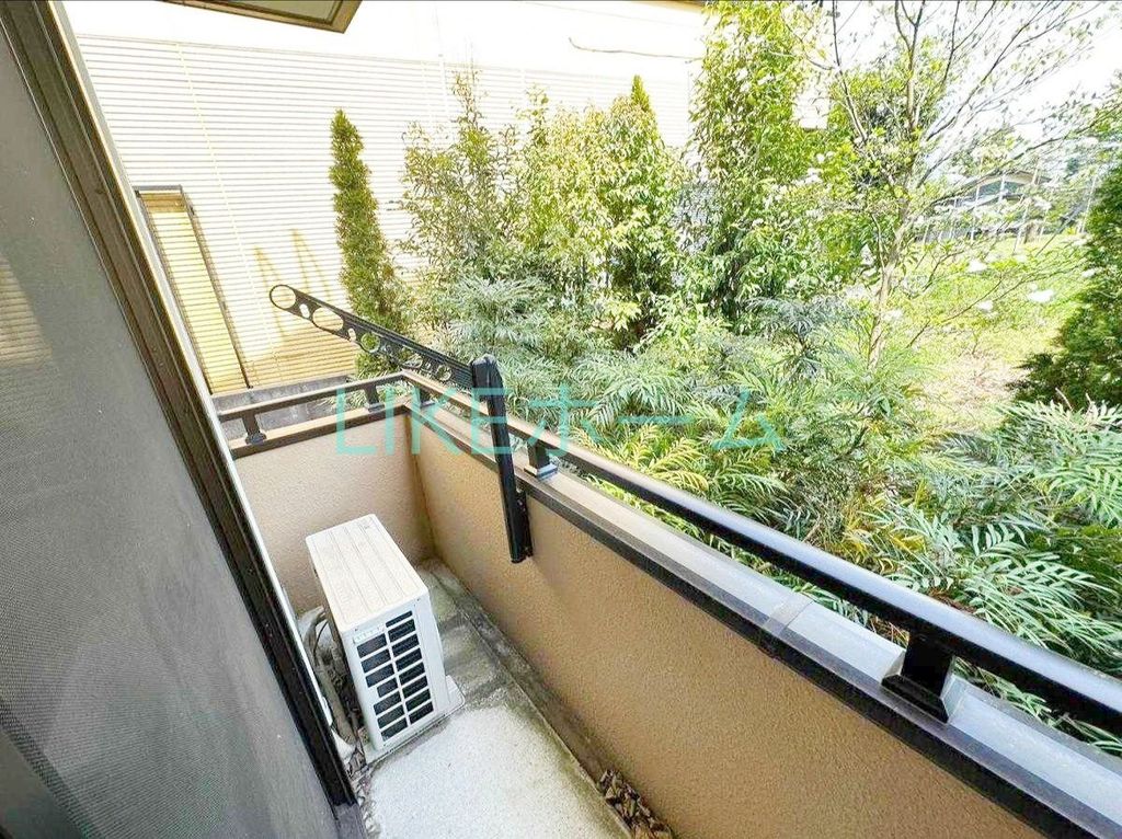 バルコニー　バルコニー