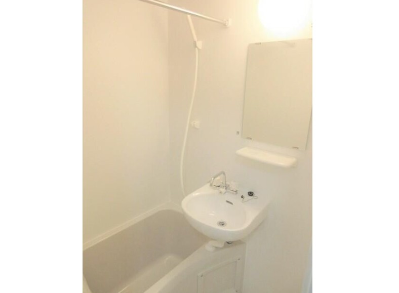 バス・シャワールーム　※別部屋参照