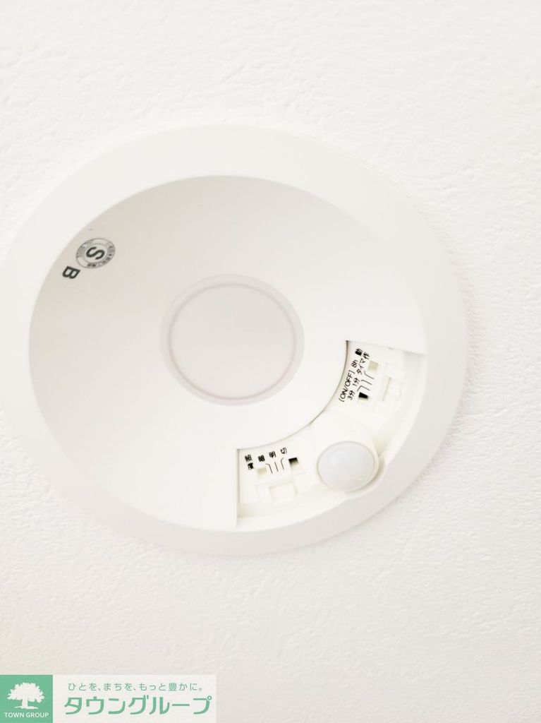 その他　★帰ってきたら自動で点灯玄関照明★