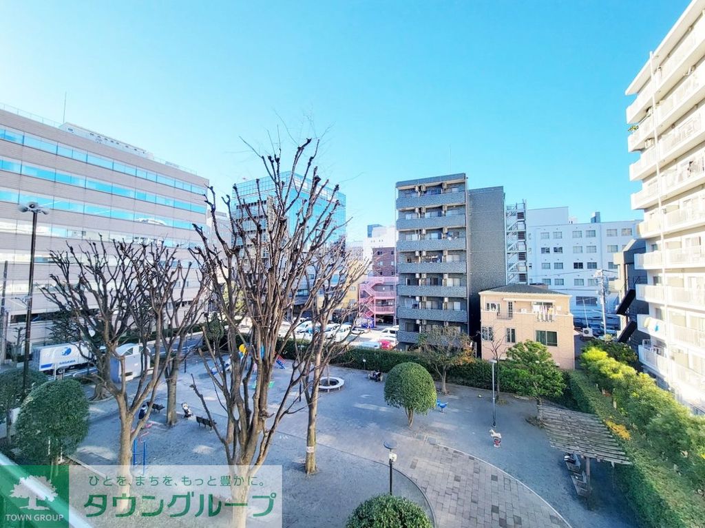 眺望　★目の前公園で緑豊かな環境です★