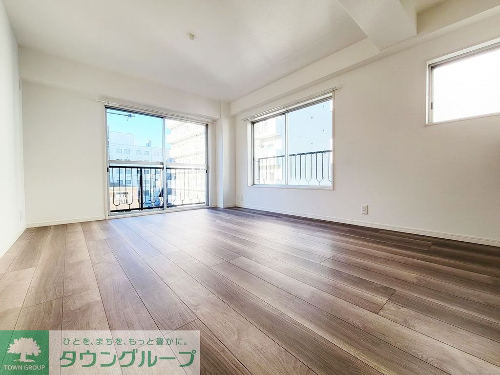 居室・リビング　★フローリングは全て張替え済み★