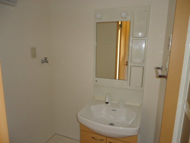 洗面設備　洗髪洗面化粧台