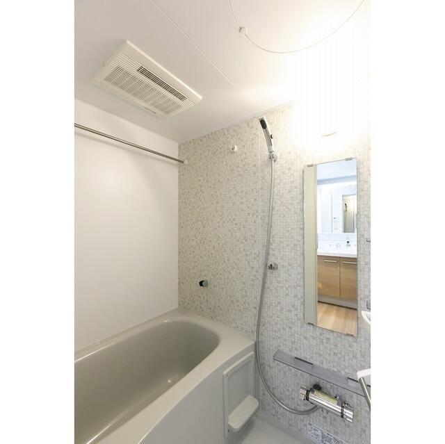 バス・シャワールーム　?