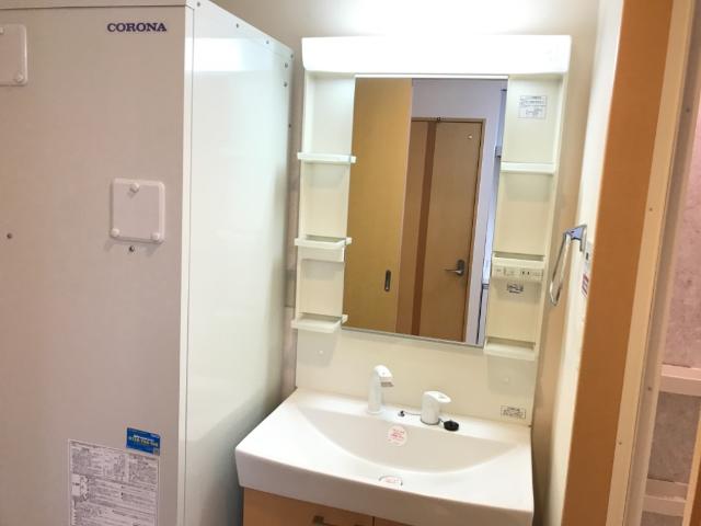 洗面設備　洗髪洗面化粧台