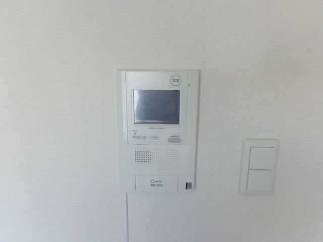 セキュリティ　モニター付きインターホン