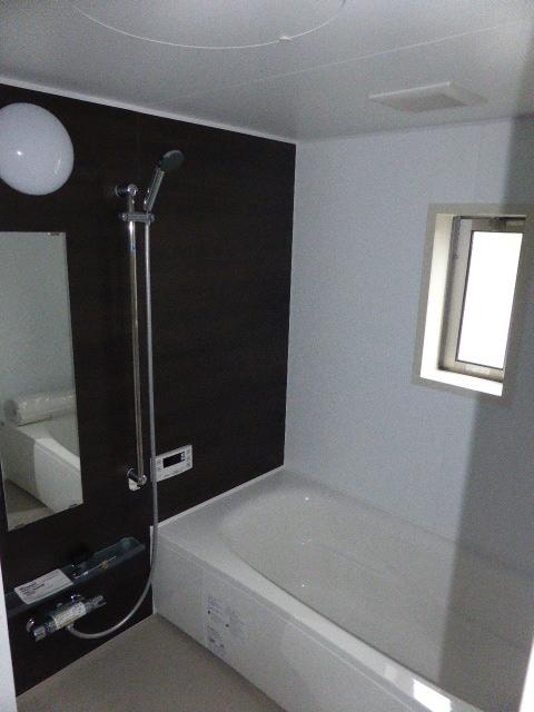 バス・シャワールーム　お風呂で日々の疲れを落としましょう