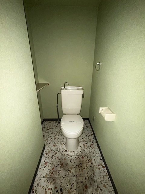 トイレ　別部屋参考写真です